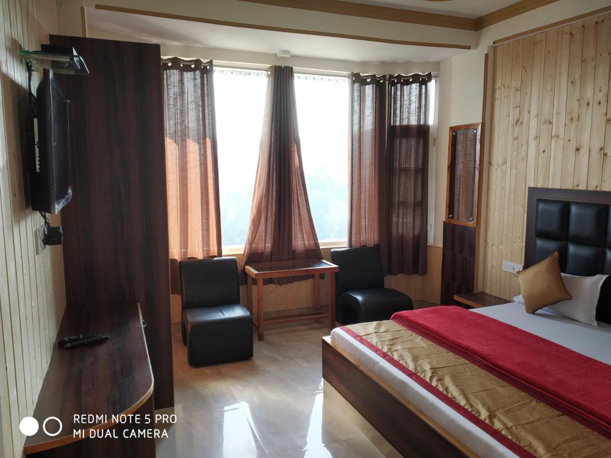Sakoon Villa Simlá Kültér fotó