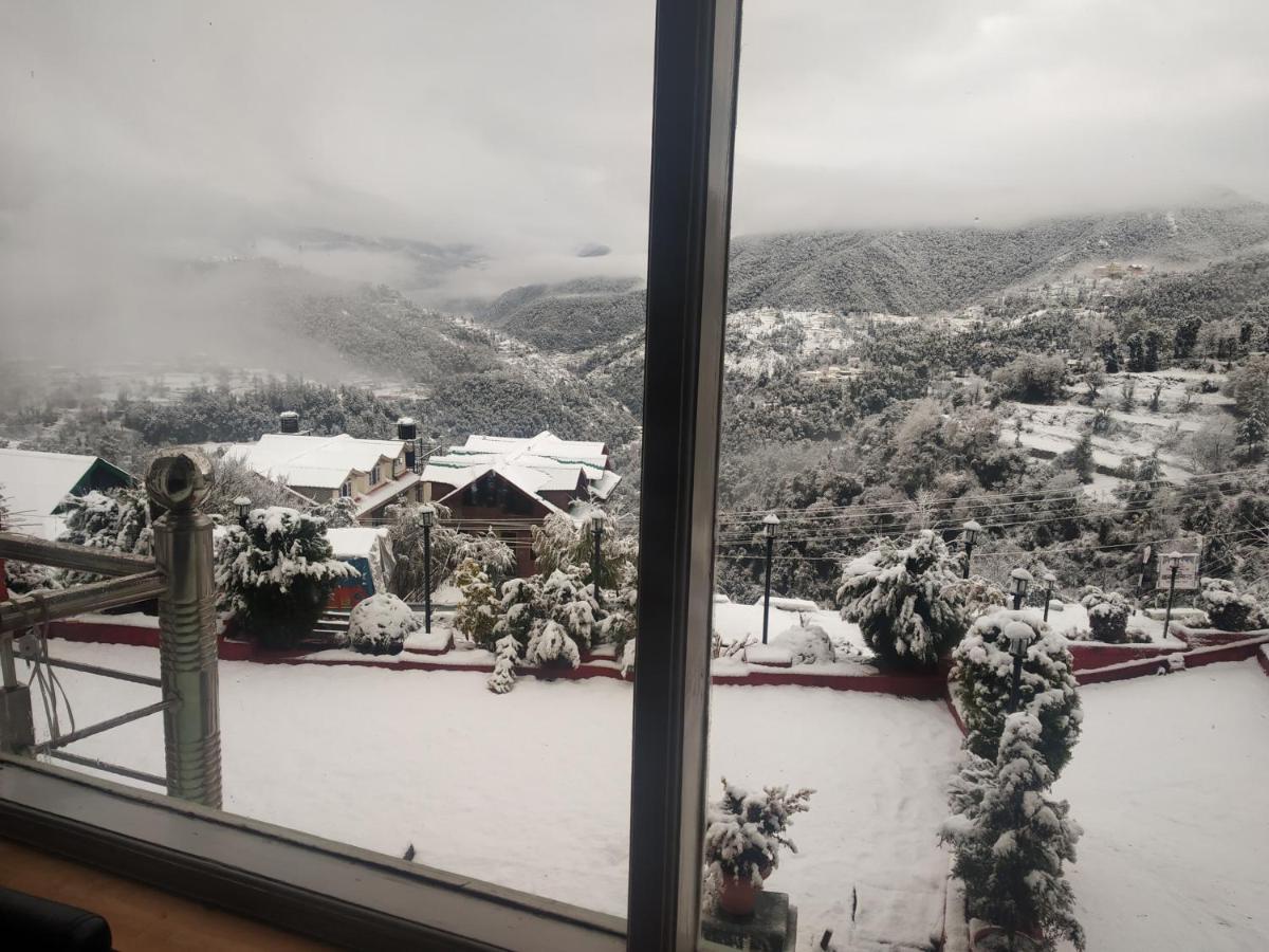 Sakoon Villa Simlá Kültér fotó